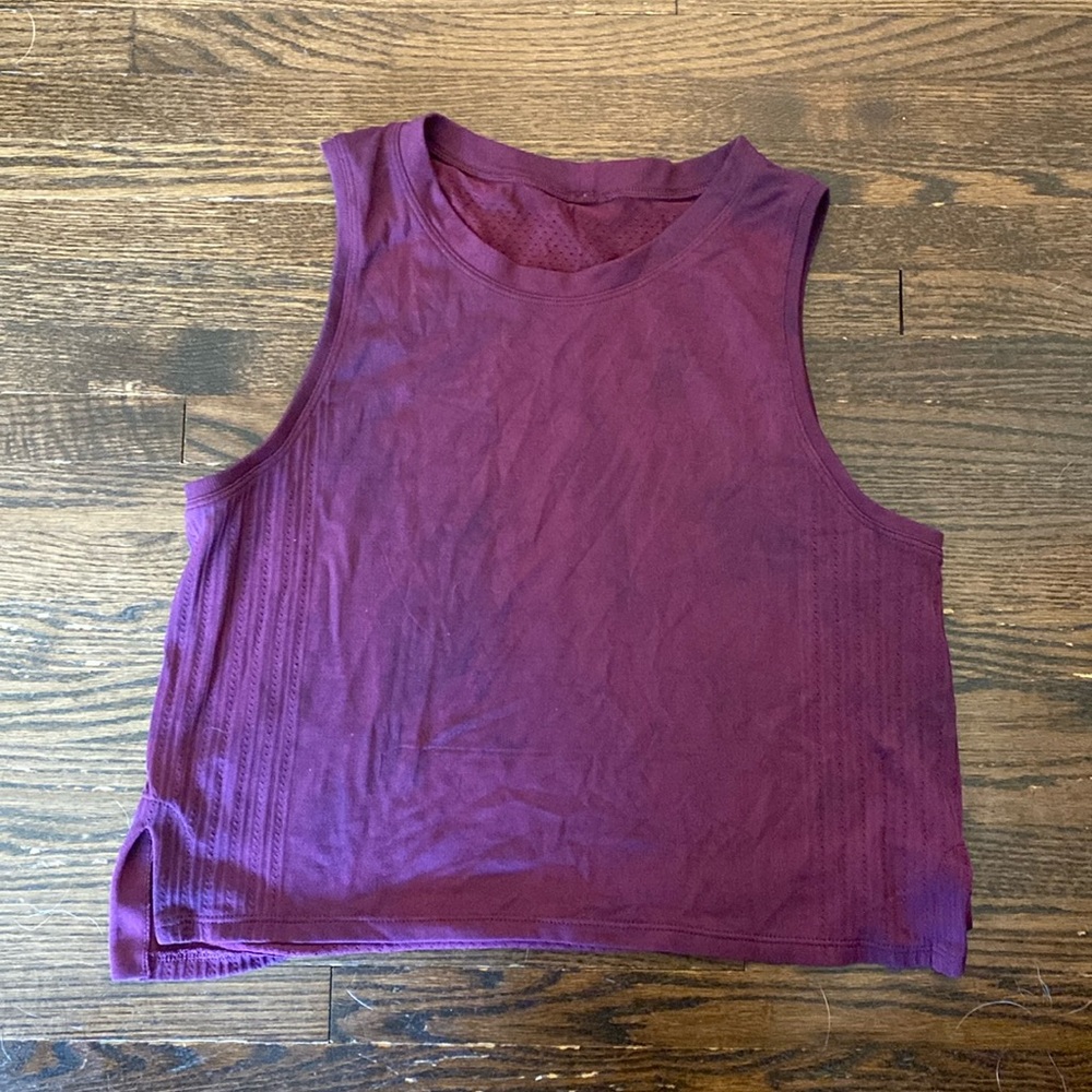 Lululemon cropped tank